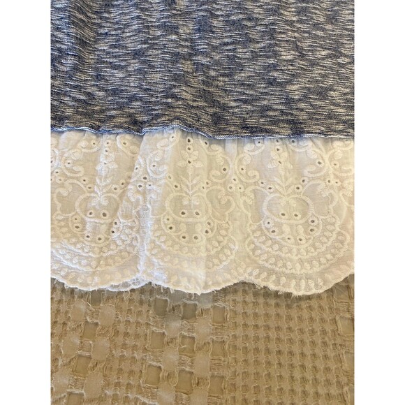 RXB Top Sz Large Blue & White Distressed Wide Eyelet Lace Hem + Stretch Pullover - Picture 3 of 8